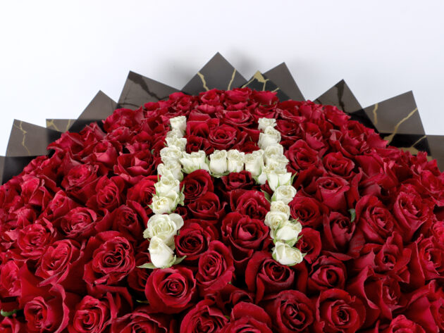 Red passion bouquet - Image 4