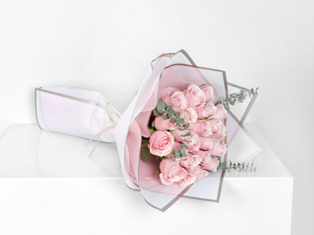 The simple light rose bouquet